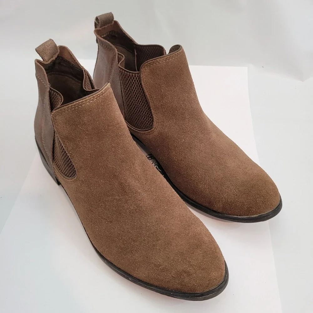 Aetrex Beth Chelsea Boots Women 8.5 Brown Suede Metallic Bronze Ankle EB414